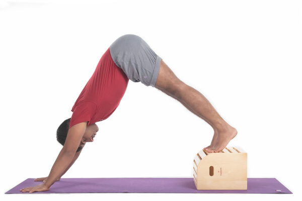 Yogikuti Viparita Karani Box - Iyengar Yoga Wooden Props - Ξύλινα βοηθήματα γιόγκα - Yoga Therapy - Οπίσθιες Κάμψεις - Πρόσθιες Κάμψεις, Φυσιοθεραπεία, Physiotherapy