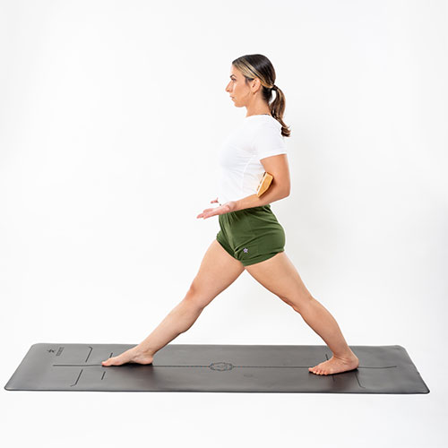 Τουβλάκι σφήνα - Yogikuti wooden yoga slanting Plank - Ξύλινη σφηνοειδής σανίδα γιόγκα - Iyengar Yoga Wooden Props - Ξύλινα βοηθήματα γιόγκα